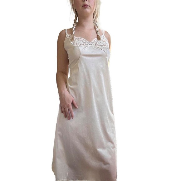 Vintage white slip dress Size Small - Picture 2 of 3